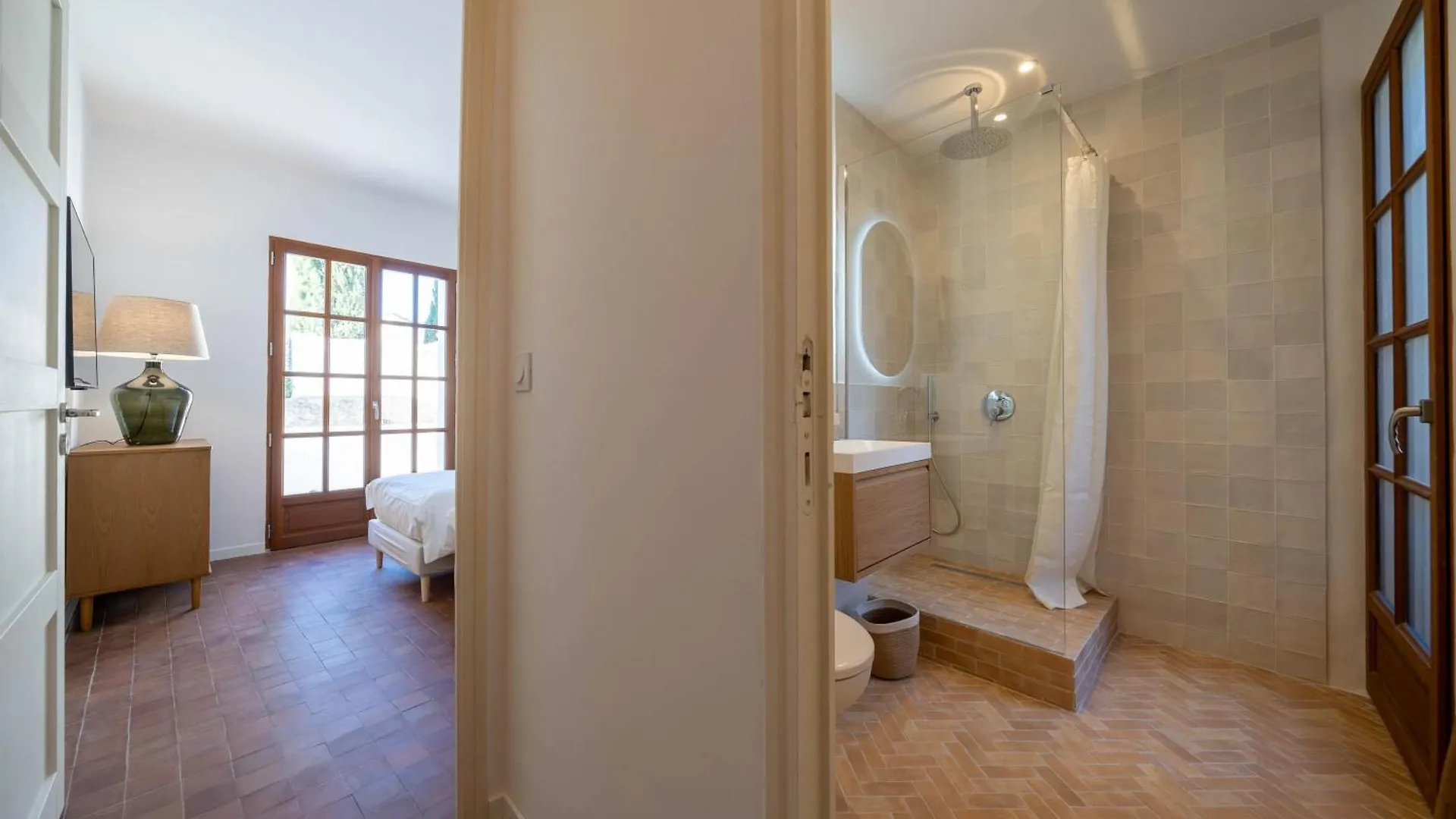 Exceptionnel - Couvent Entierement Renove - Classe Patrimoine - Piscine, Au Calme Et A 100 M Du Coeur De L'Isle Villa L'Isle-sur-la-Sorgue