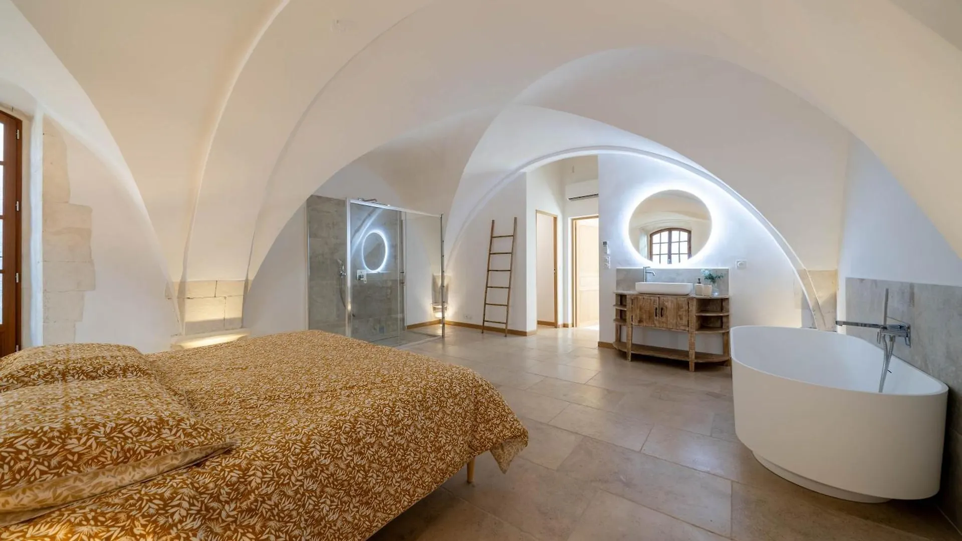 Vila Exceptionnel - Couvent Entierement Renove - Classe Patrimoine - Piscine, Au Calme Et A 100 M Du Coeur De L'Isle