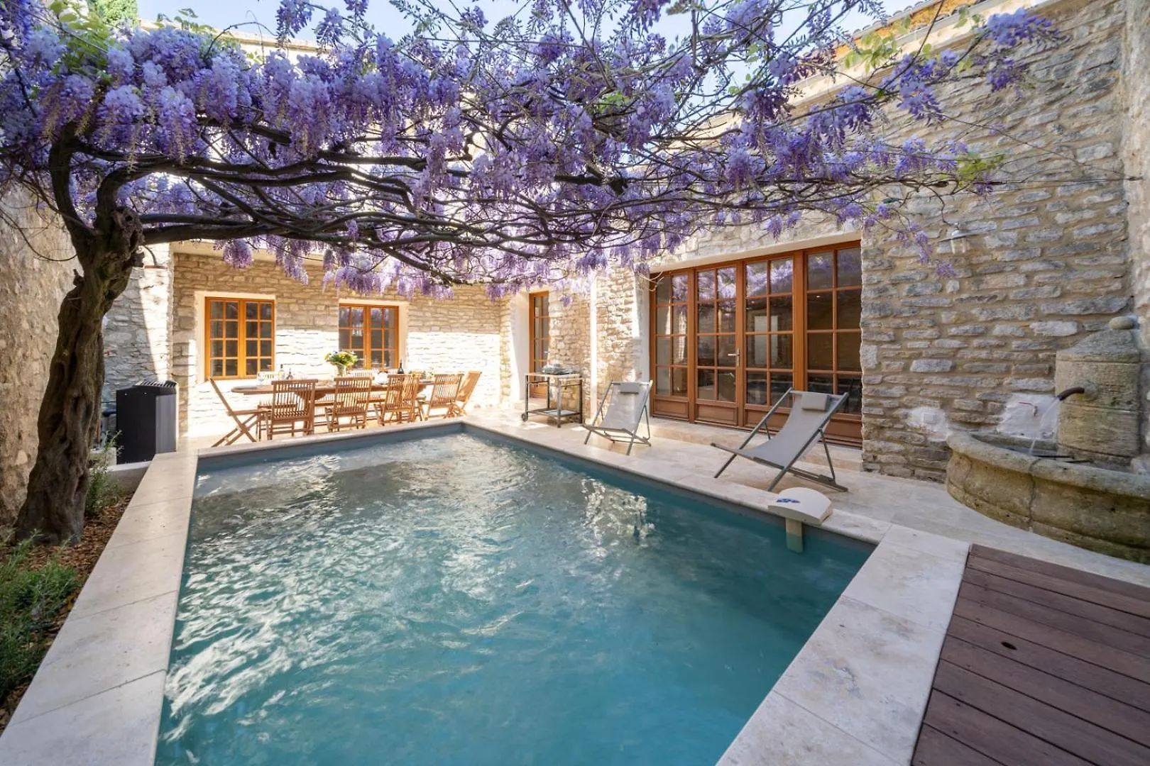 Exceptionnel - Couvent Entierement Renove - Classe Patrimoine - Piscine, Au Calme Et A 100 M Du Coeur De L'Isle
